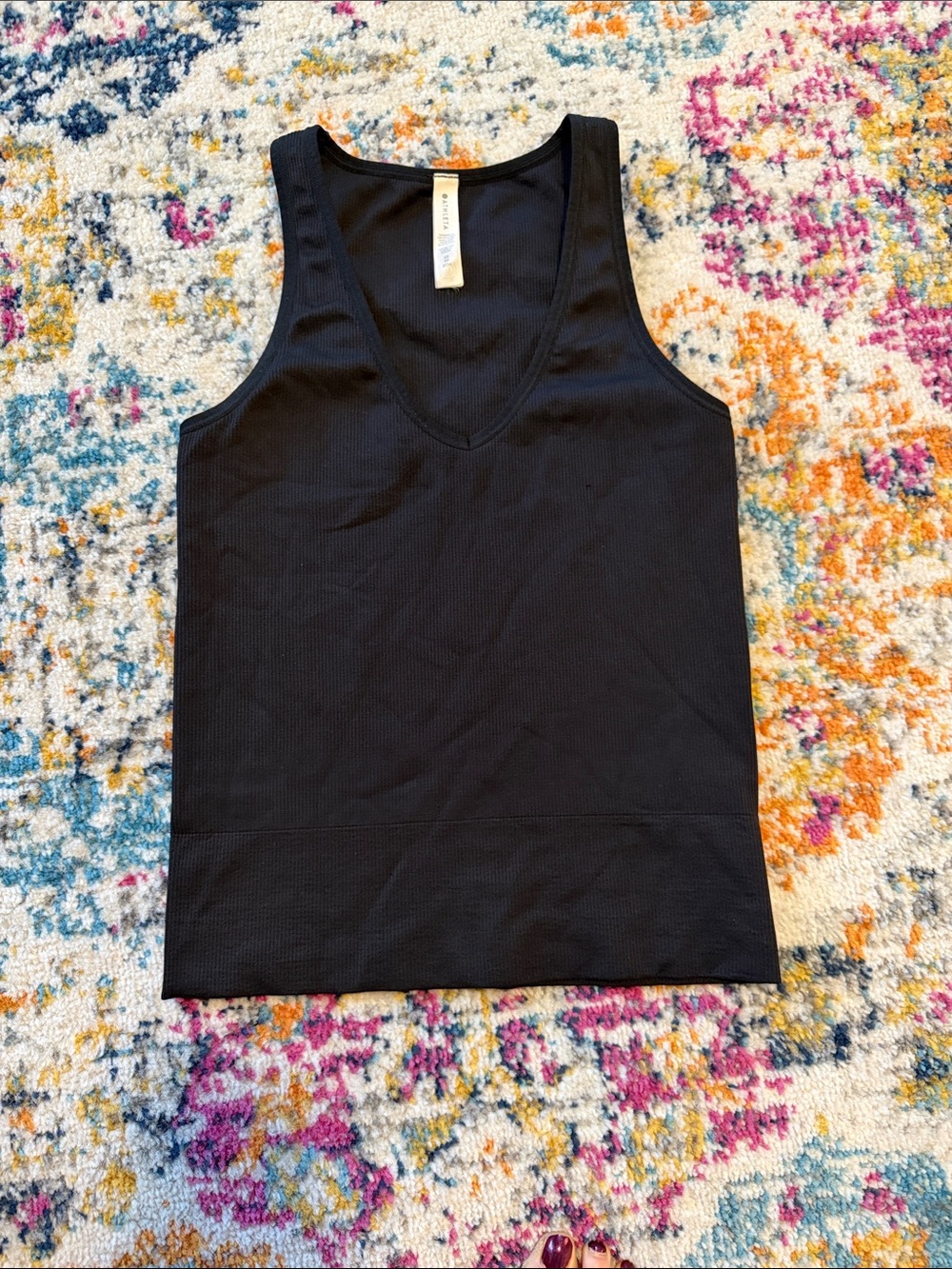 Athleta Aurora fitted Black V-Neck Tank Top
